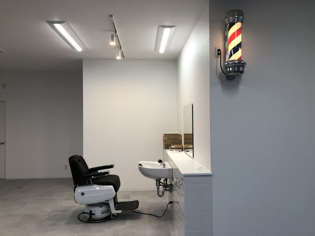 サインポールのお話 | BARBER2nd /新座にある理容室